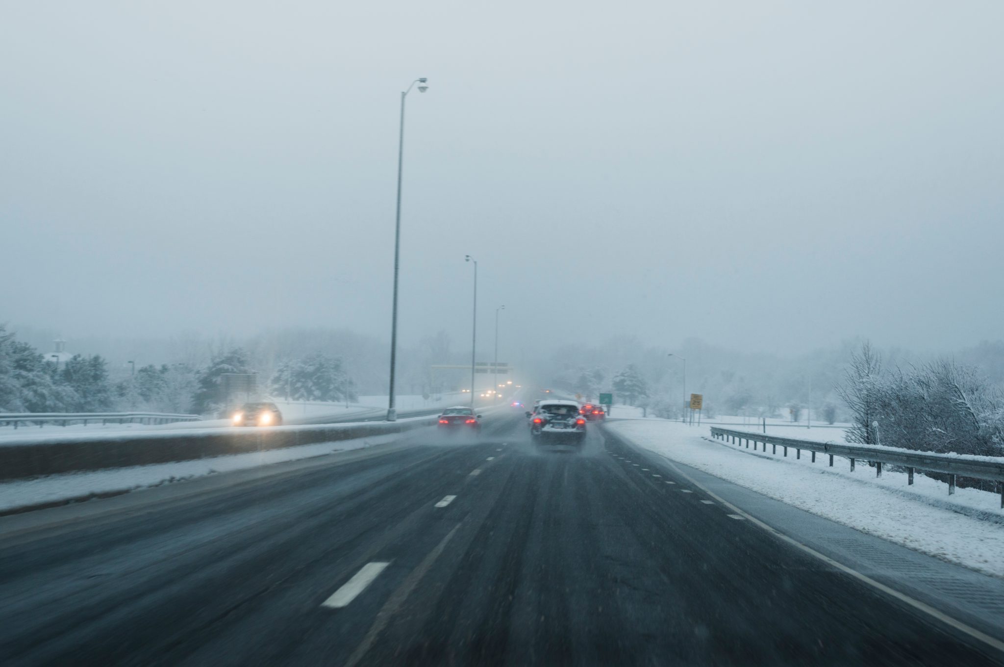 Te mencionamos las causas por las que los autos en climas fríos disminuyen su aceleración y que puedes hacer para contrarrestar estos efectos climáticos